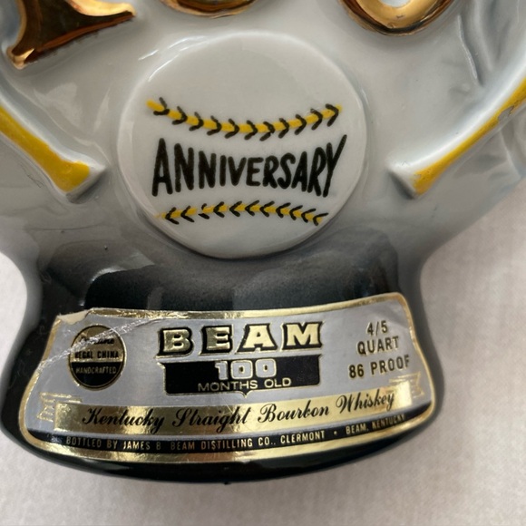 JIM BEAM Baseball 100th Anniversary Decanter - Picture 13 of 15